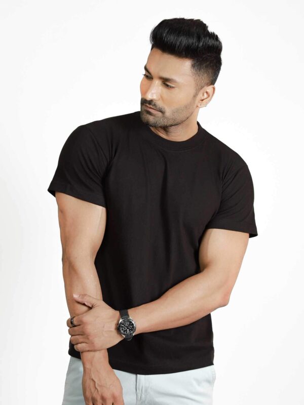Round Neck T-Shirt – 48 pc